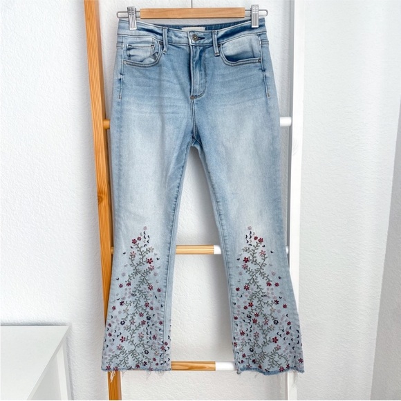 Driftwood Roxy Jeans Crop Flare Floral Embroidery Raw Hem Cut Off Denim 26 - Picture 3 of 14